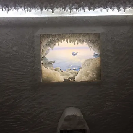 Апартхотел Lucky Family 4*