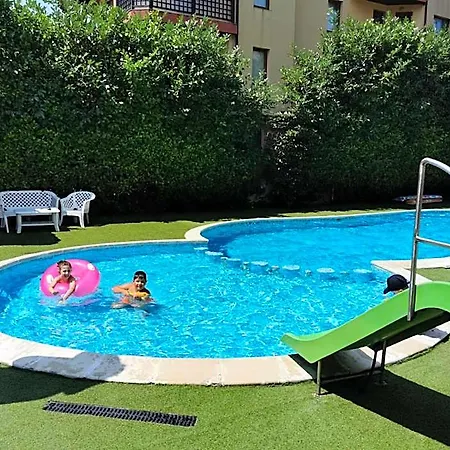 Aparthotel Lucky Family