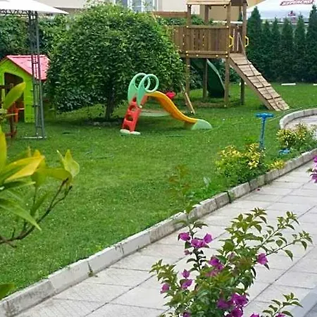 Aparthotel Lucky Family