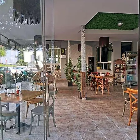 Lucky Family Aparthotel