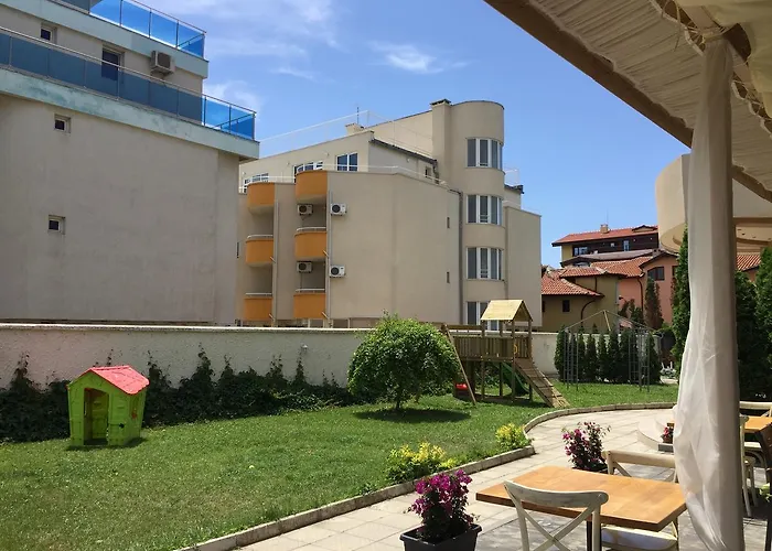 Lucky Family Lejlighedshotel Ravda