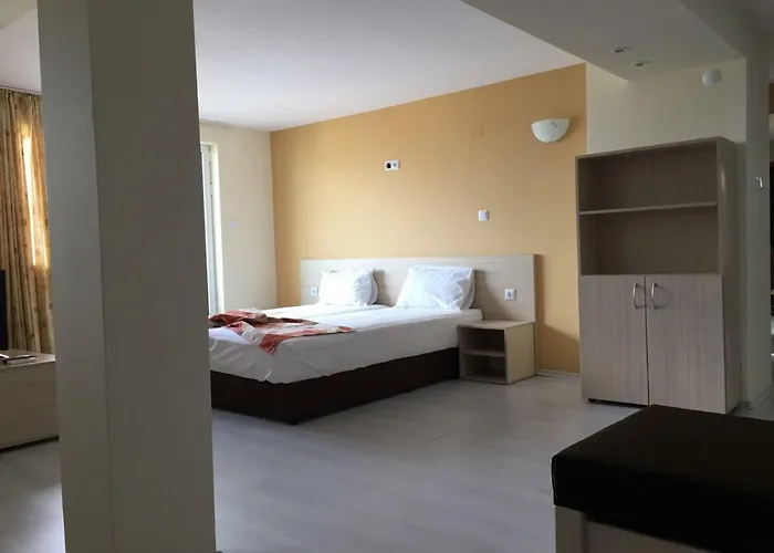 Lucky Family Lejlighedshotel Ravda